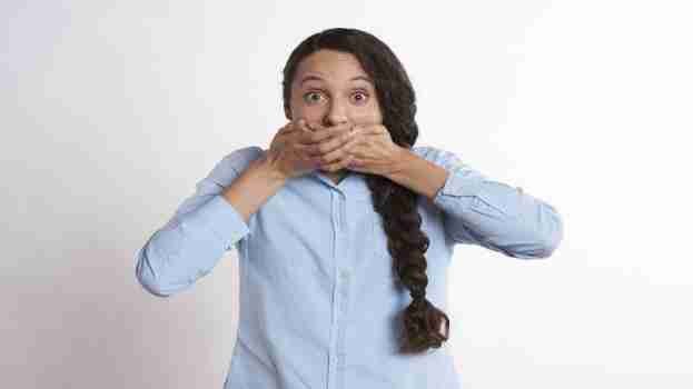 5 Situation where you should stay silent