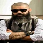 men with well groomed beard