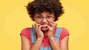 How to stop nail biting